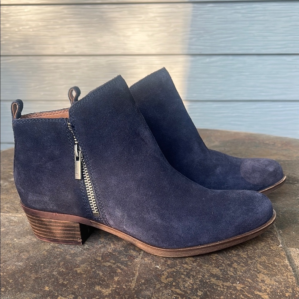 Lucky Brand blue suede ankle boots/booty women’s size 7 1/2